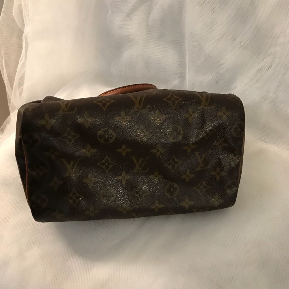 Louis Vuitton 25 brown speedy canvas